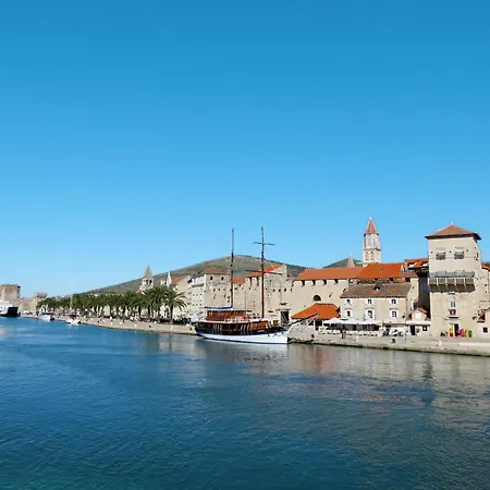 Medena-3 By Interhome Apartamento Trogir